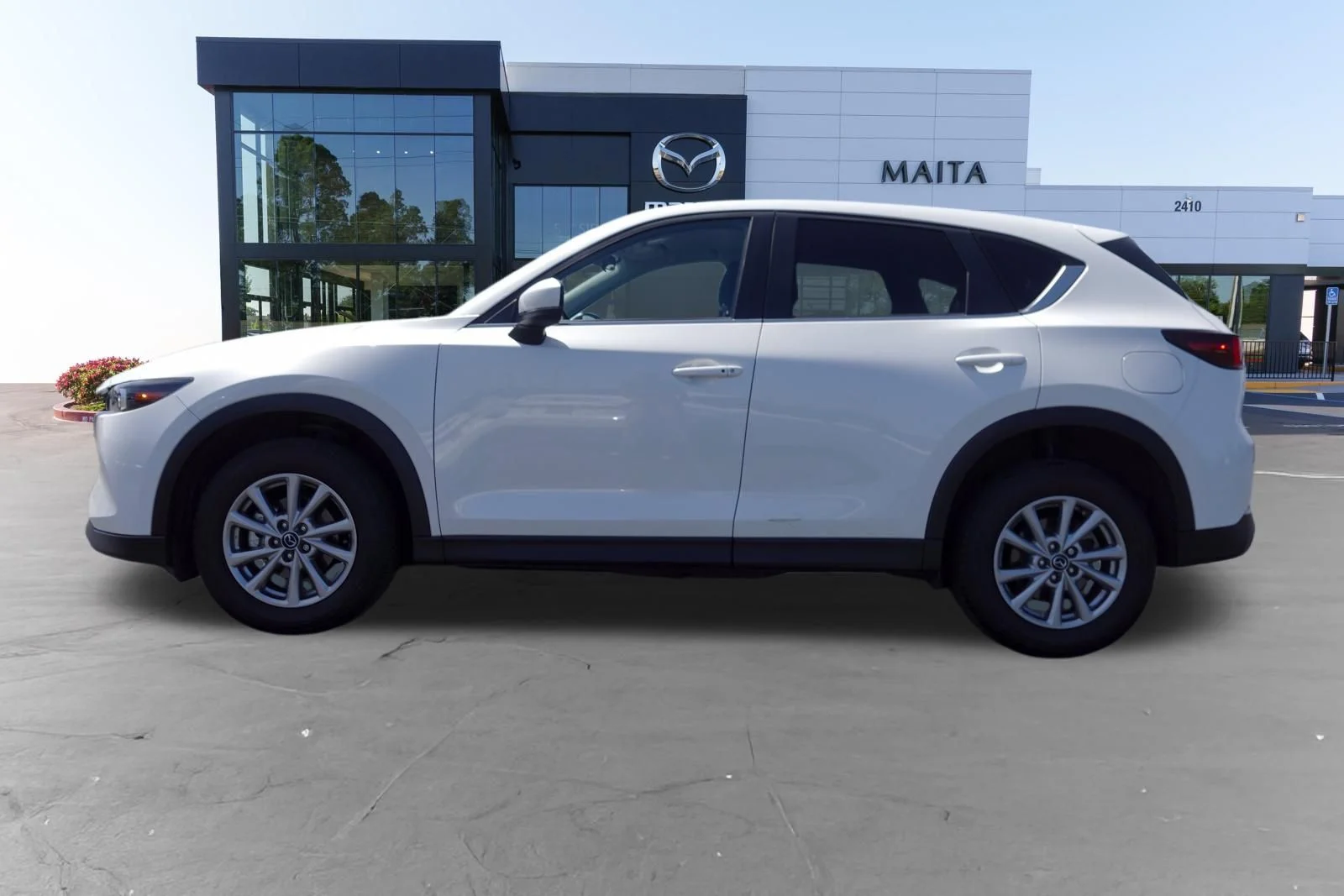 Certified Used 2023 Rhodium White Metallic Mazda 2.5 S Select Package image 8