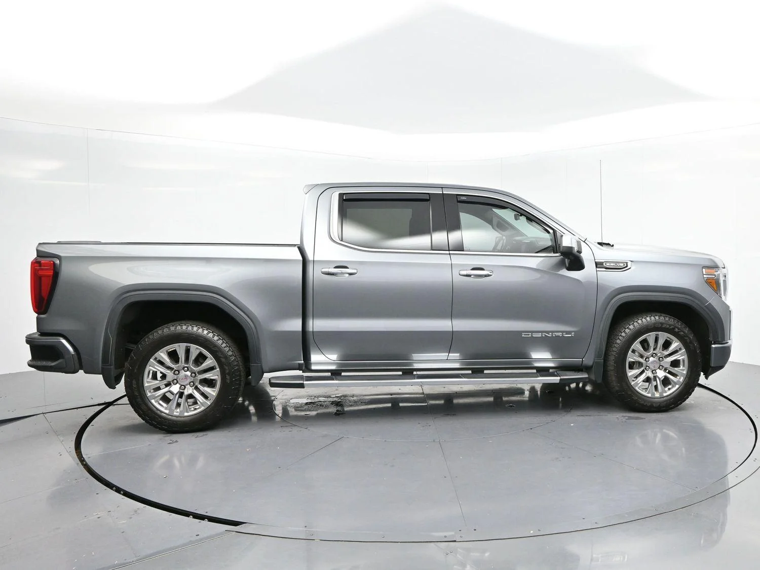 Used 2020 SATIN STEEL METALLIC GMC Denali image 8