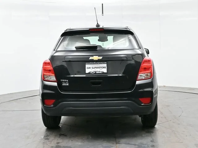 Used 2017 MOSAIC BLACK METALLIC Chevrolet LS image 6