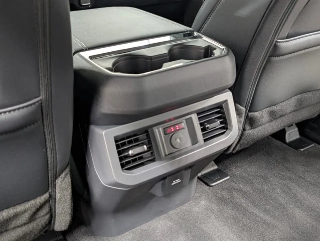 New 2026 Glacier Gray Metallic Tri-Coat Ford F-250® Lariat® image 62