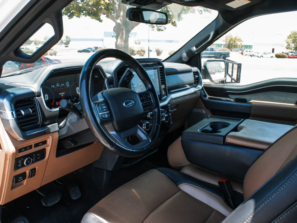 Used 2022 Oxford White Ford LARIAT image 9