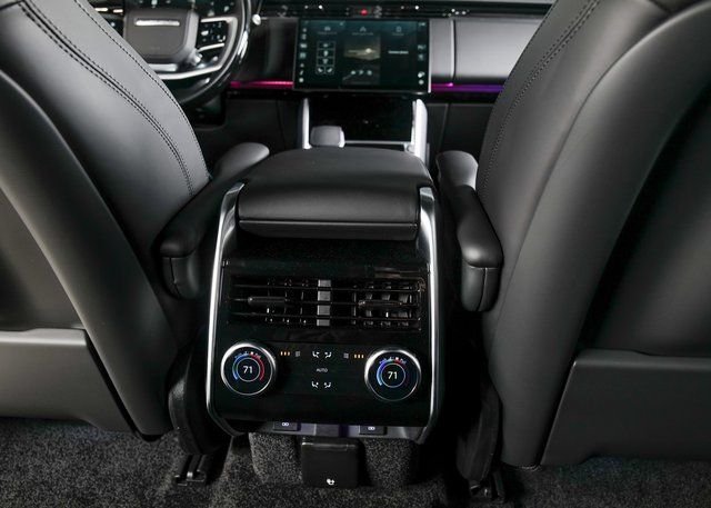 New 2026 Santorini Black Land Rover SE image 20