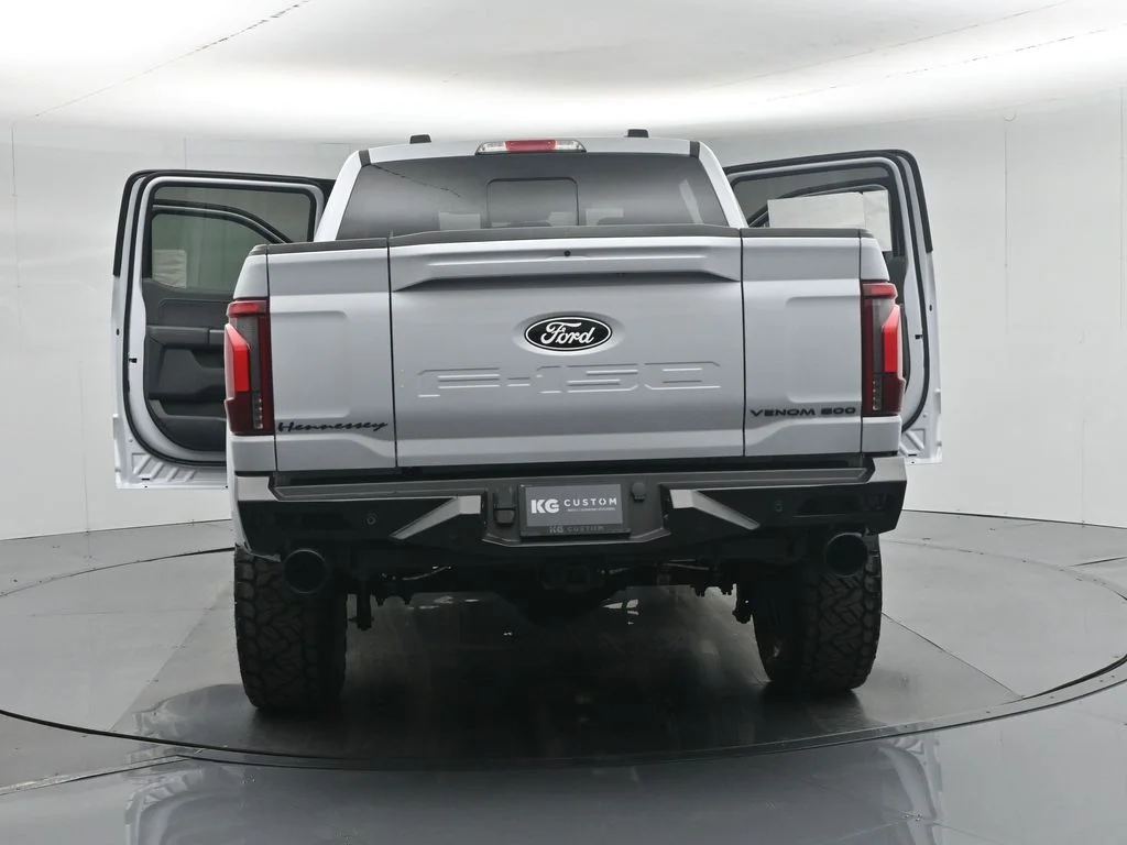 New 2025 White Ford Lariat image 36