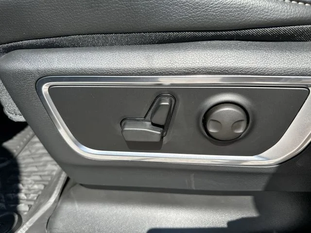 2026 RAM 1500 Laramie - Photo 20