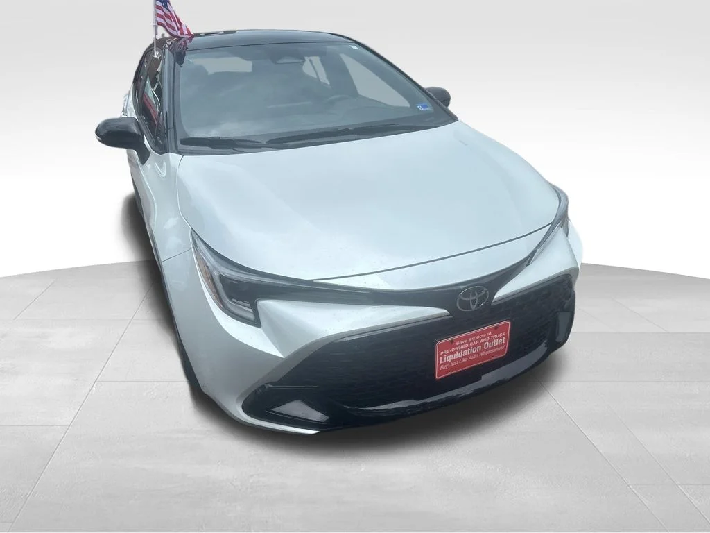 Used 2025 Beige Toyota Nightshade image 32