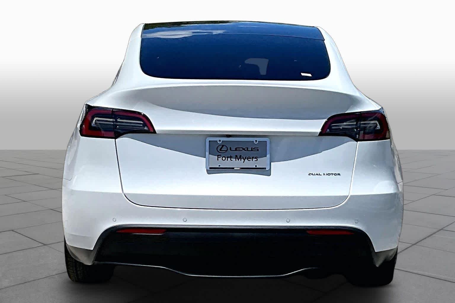 Used 2021 Pearl White Multi-Coat Tesla Long Range image 4