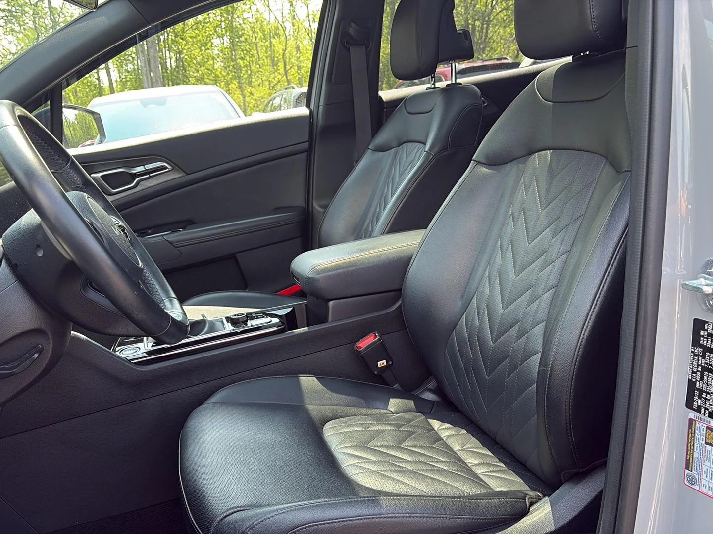 Certified Used 2023 Wolf Gray Kia X-Line image 6