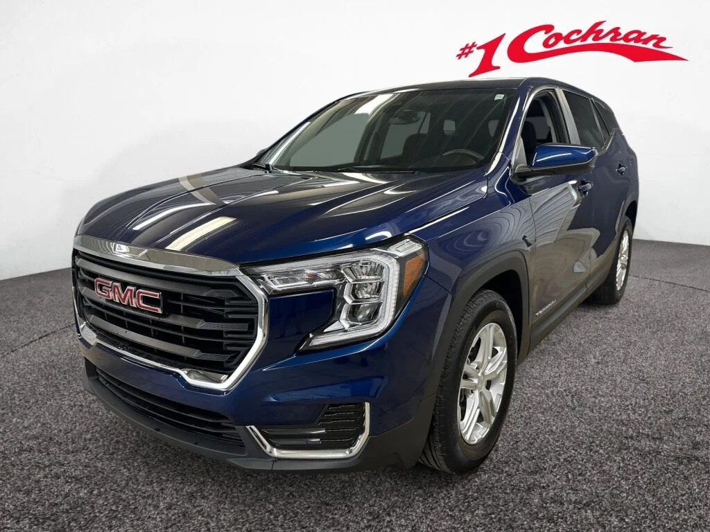 Used 2023 Marine Metallic GMC SLE image 32