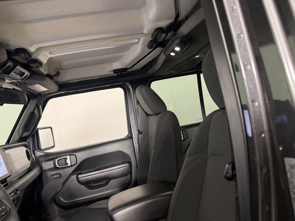 Used 2024 Gray Jeep Sport S image 21