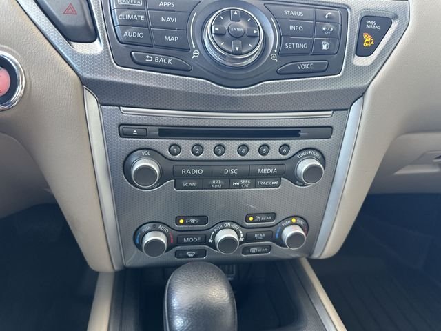 Used 2020 Black Nissan SL image 20