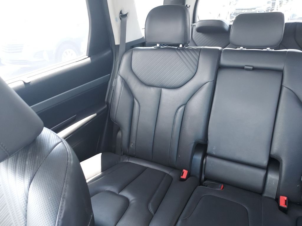 Used 2023 Gray Hyundai SEL image 12