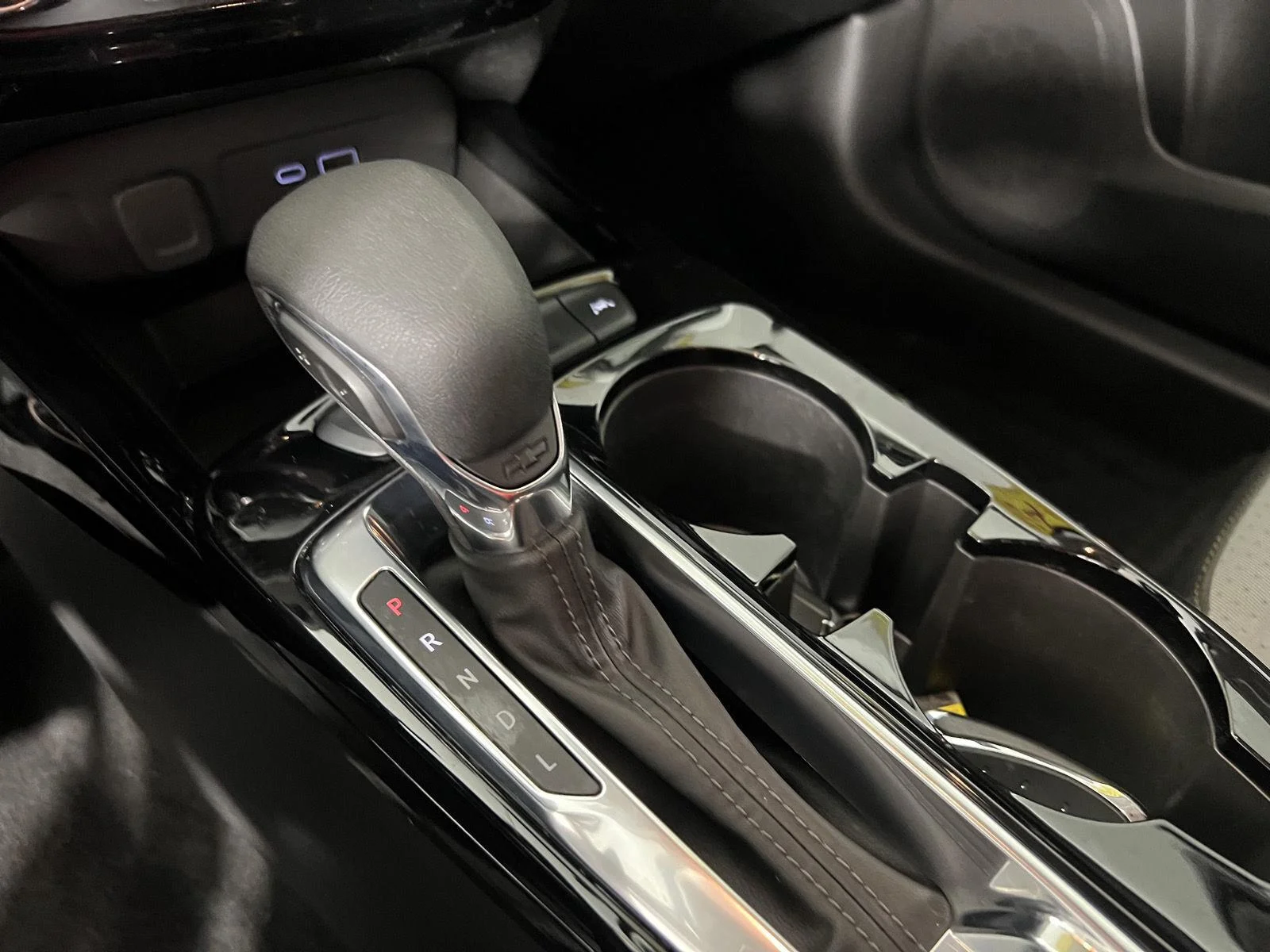 Used 2024 Mosaic Black Metallic Chevrolet LT image 17