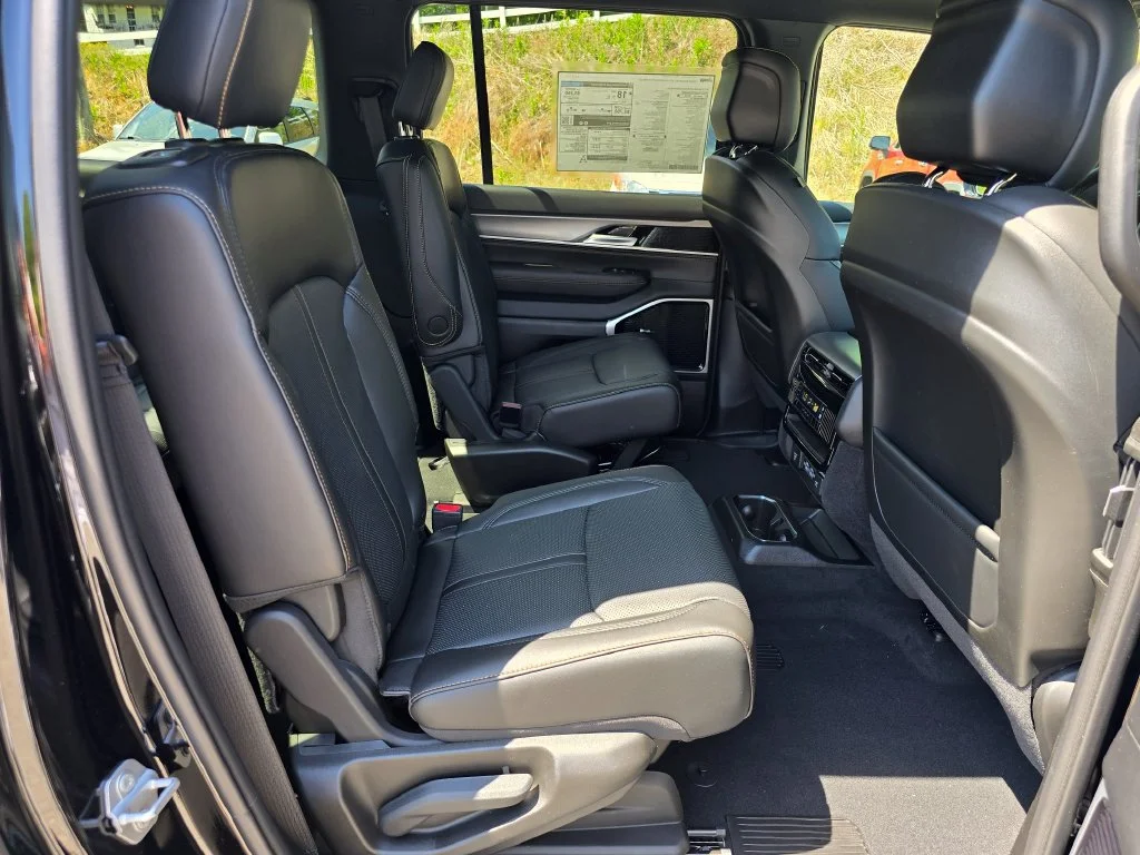 New 2026 Black Jeep  image 25