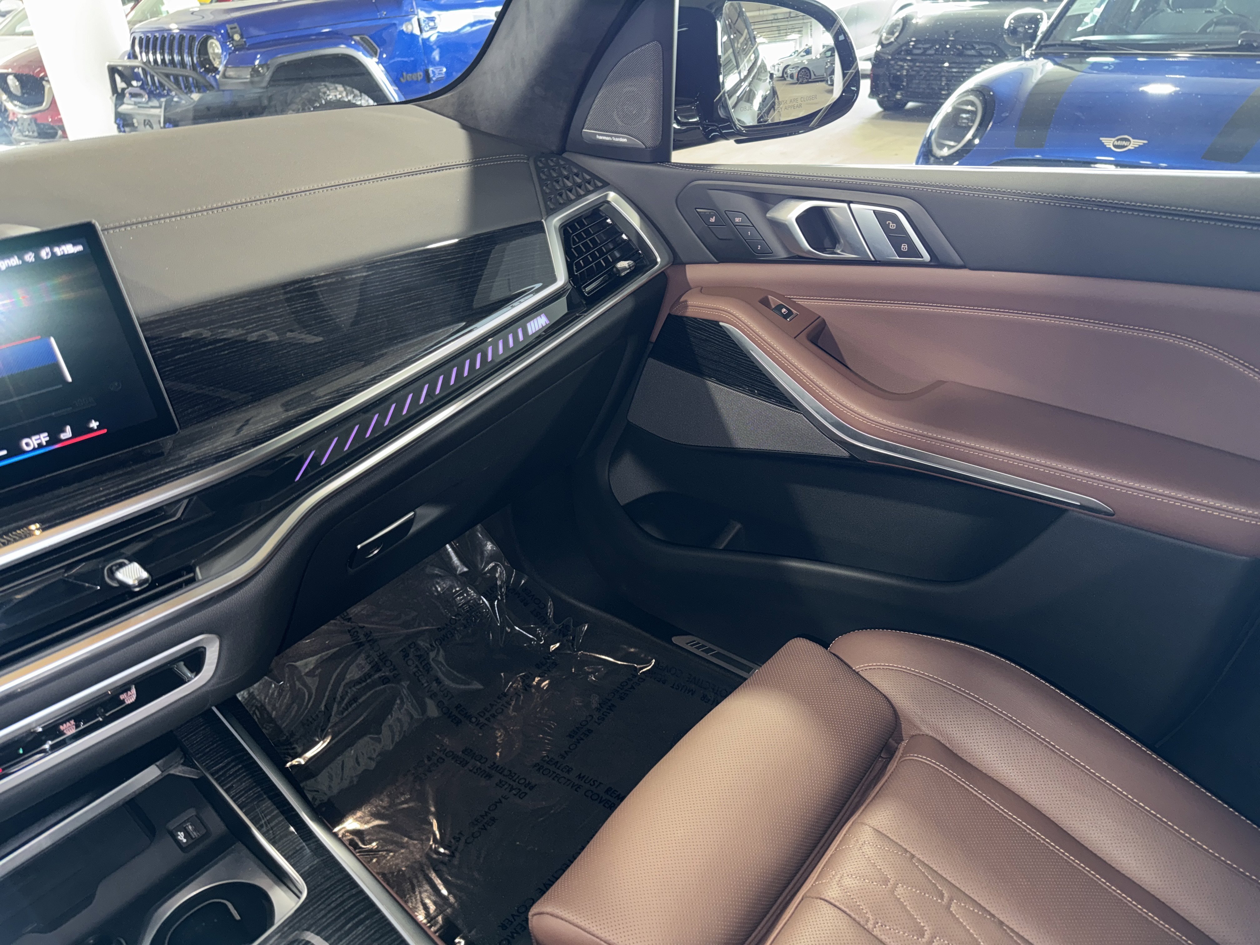 Used 2026 Carbon Black Metallic BMW M60i image 30