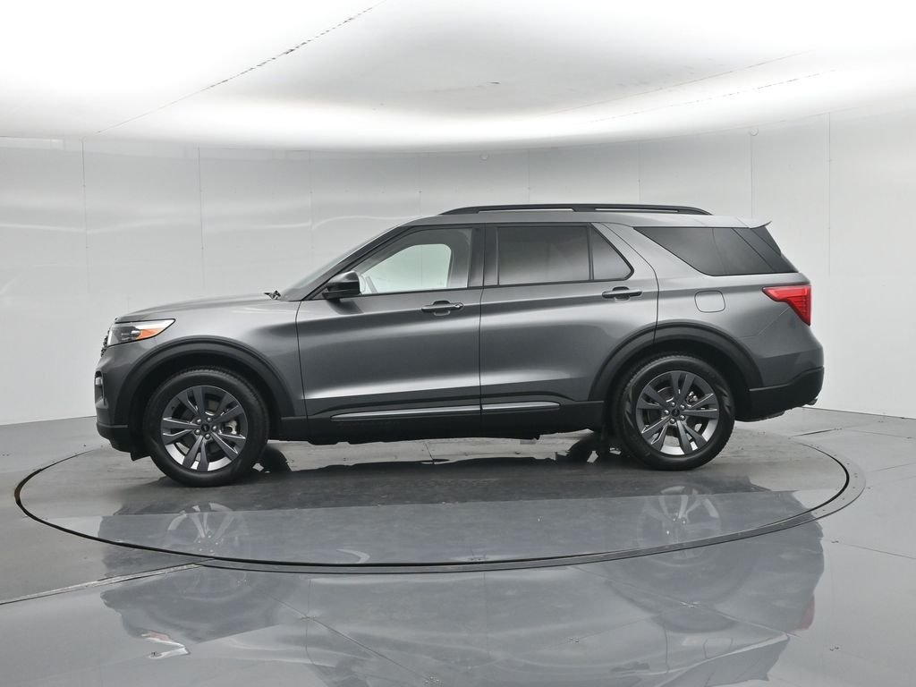 Used 2023 Gray Ford XLT image 32