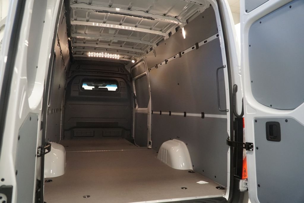 New 2026 Arctic White Mercedes-Benz Cargo 170 WB image 15