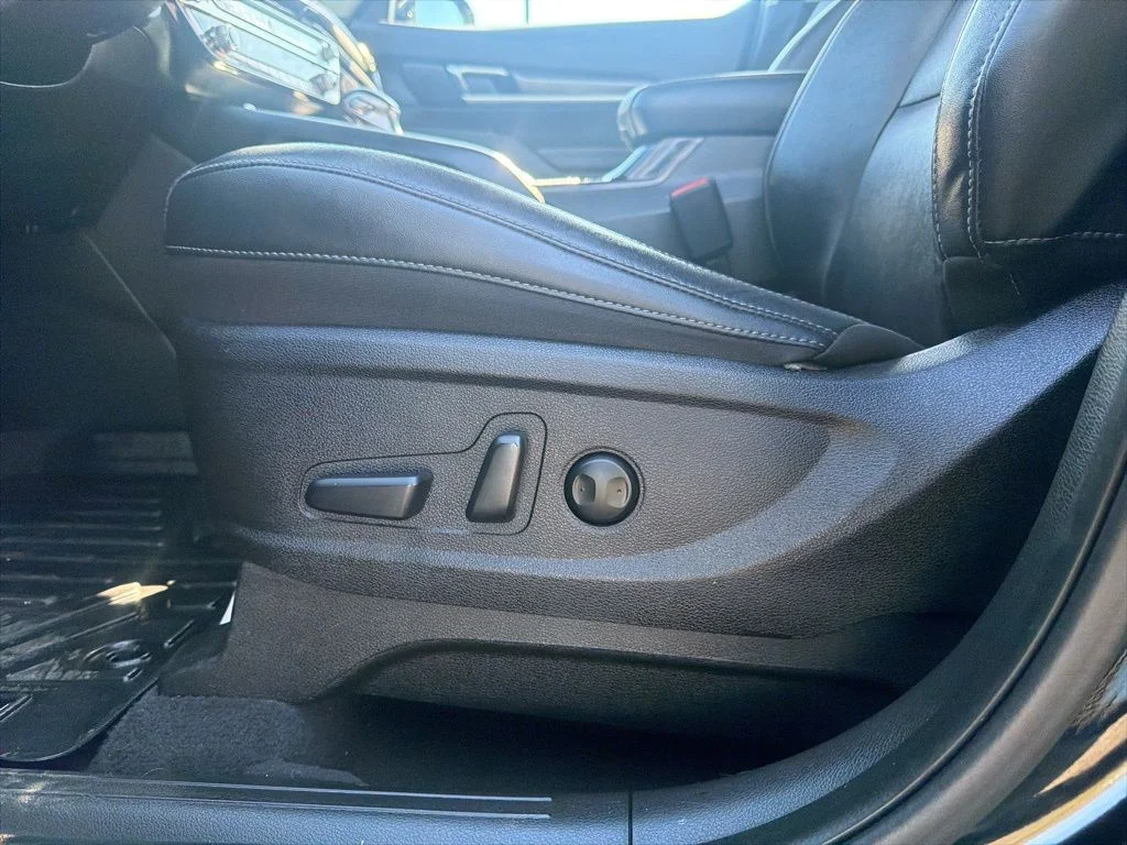 Used 2023 Ebony Black Kia S image 15