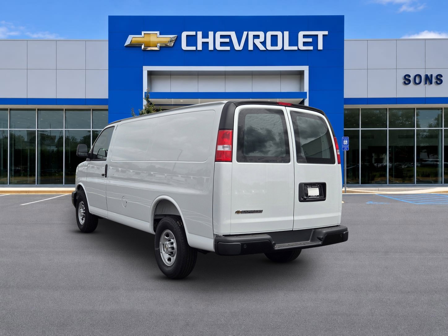 2026 Chevrolet Express Cargo Work Van - Photo 8