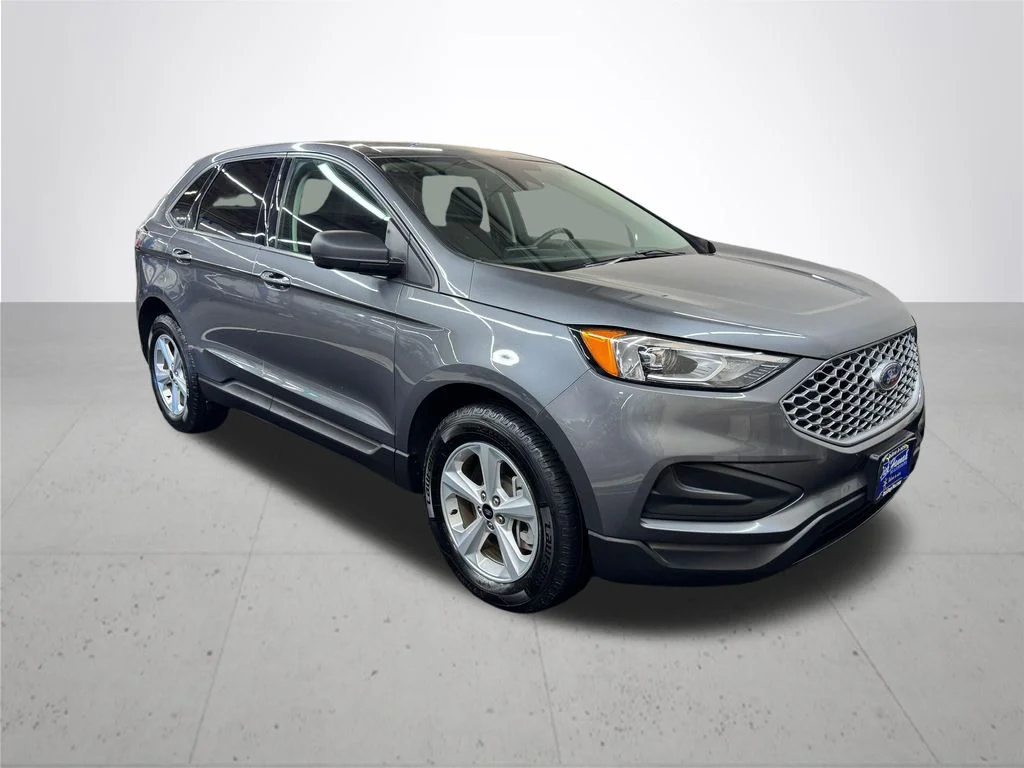 Used 2024 Gray Ford SE image 9