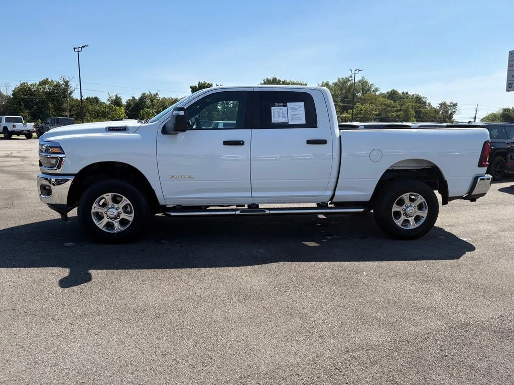 Used 2026 White Ram Big Horn image 4