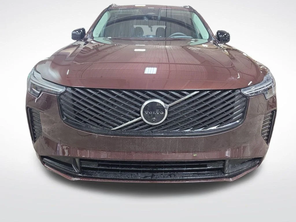New 2026 Mulberry Red Volvo Ultra image 2