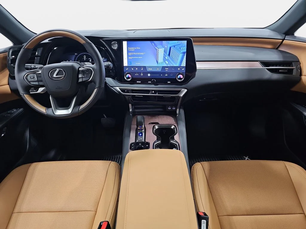 New 2026 Eminent White Pearl Lexus PREMIUM image 9
