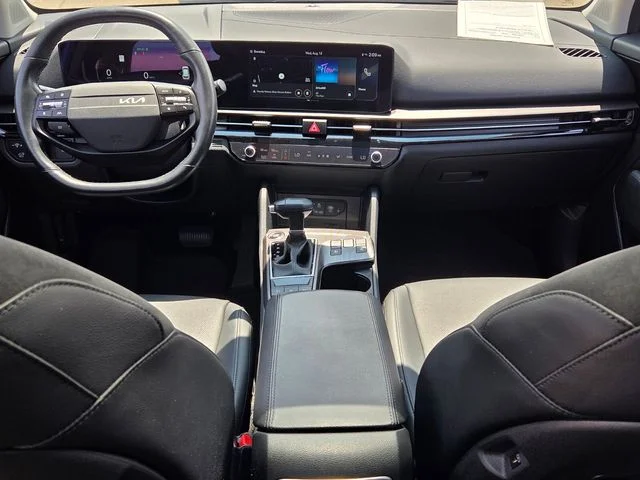 Used 2026 Blue Kia SX-Prestige image 9
