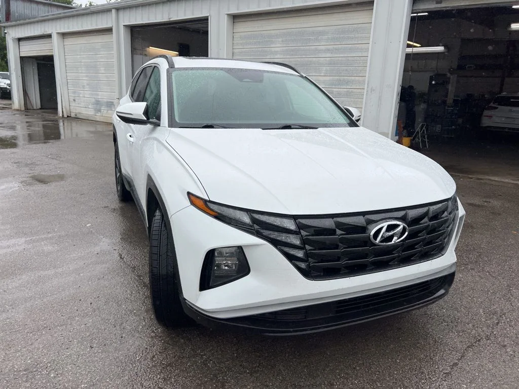 Used 2022 Gray Hyundai SEL image 4