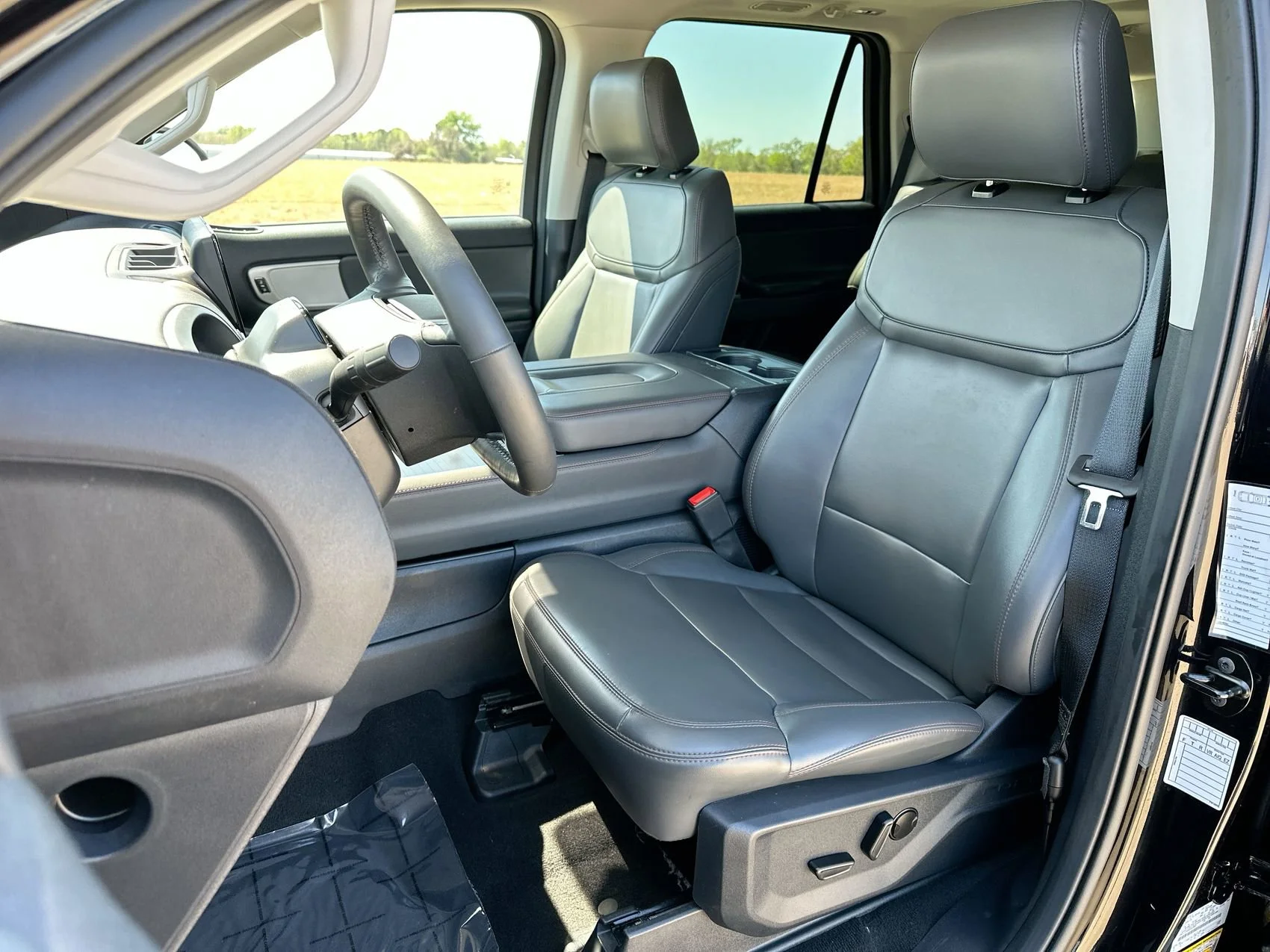 2025 Ford Expedition Active - Photo 11