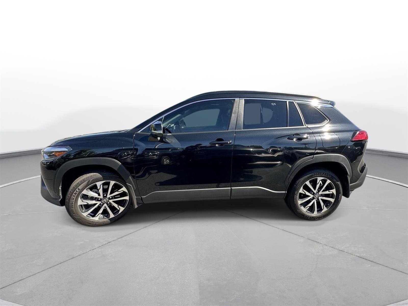 Used 2025 Jet Black Toyota XLE image 9
