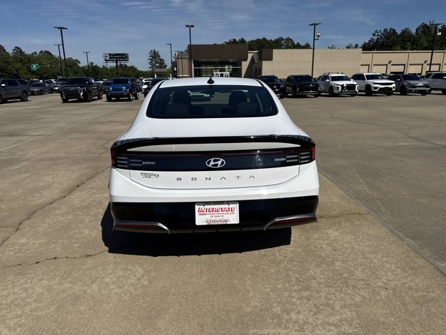 Used 2025 Serenity White Hyundai SEL image 6