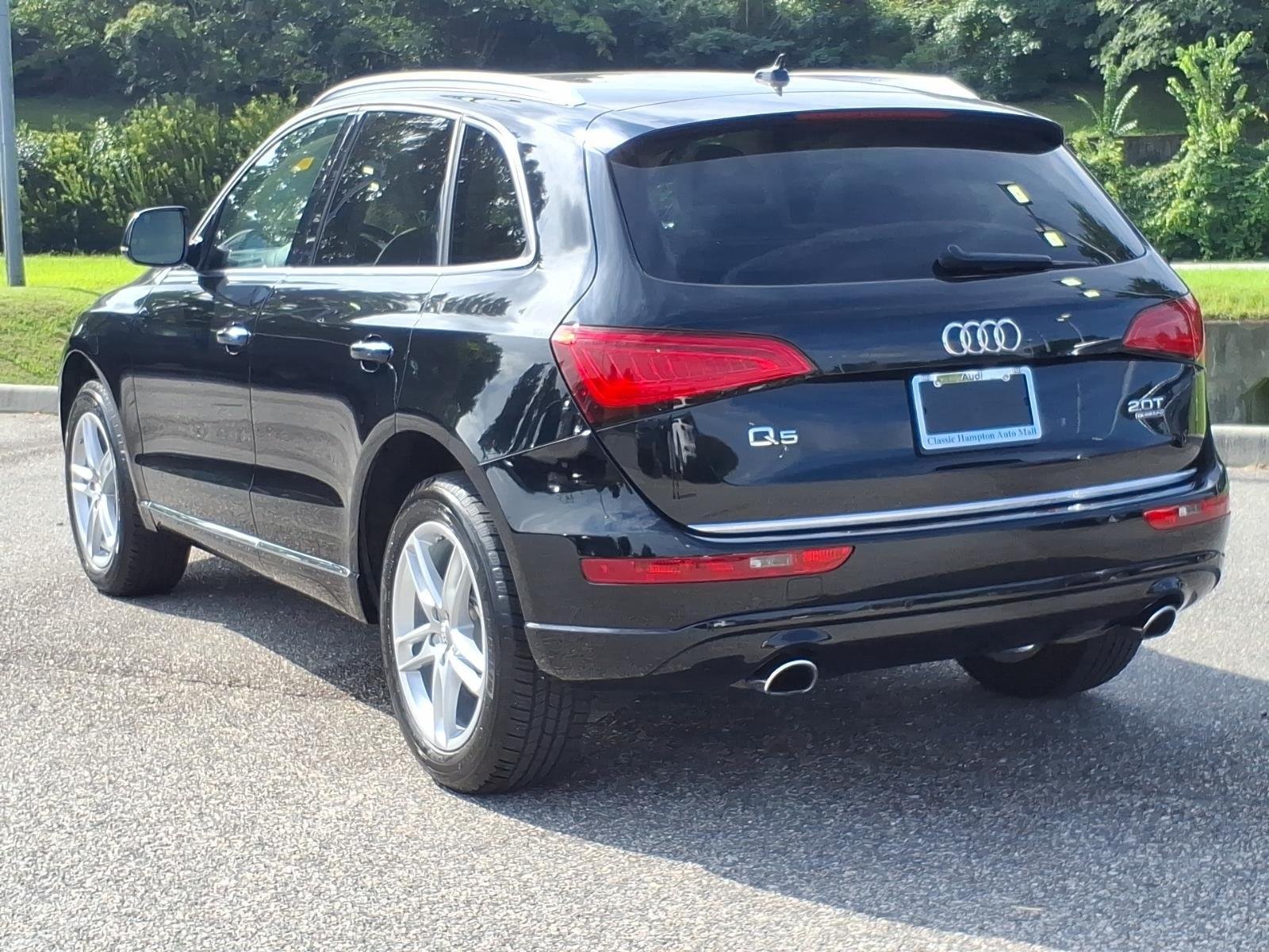 Used 2016 Mythos Black Metallic Audi Premium Plus image 10