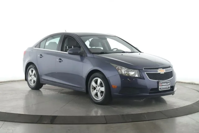 Used 2014 Chevrolet Cruze 1LT with VIN 1G1PC5SB9E7446804 for sale in Findlay, OH