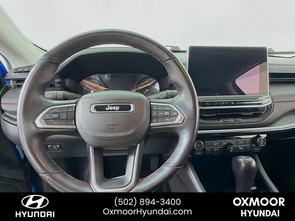 Used 2022 Laser Blue Pearlcoat Jeep Trailhawk image 11
