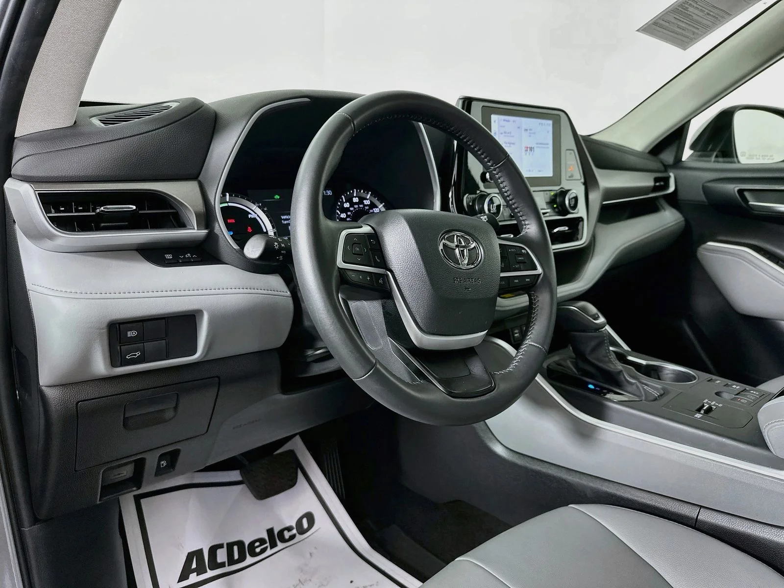 Certified Used 2026 Gray Toyota XLE image 31
