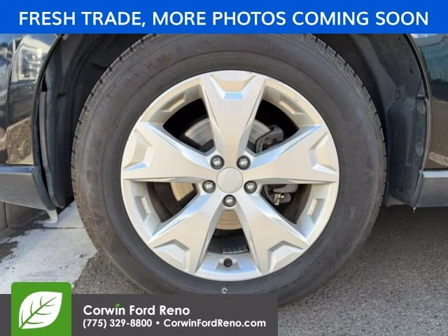 Used 2015 Crystal Black Silica Subaru 2.5i image 20