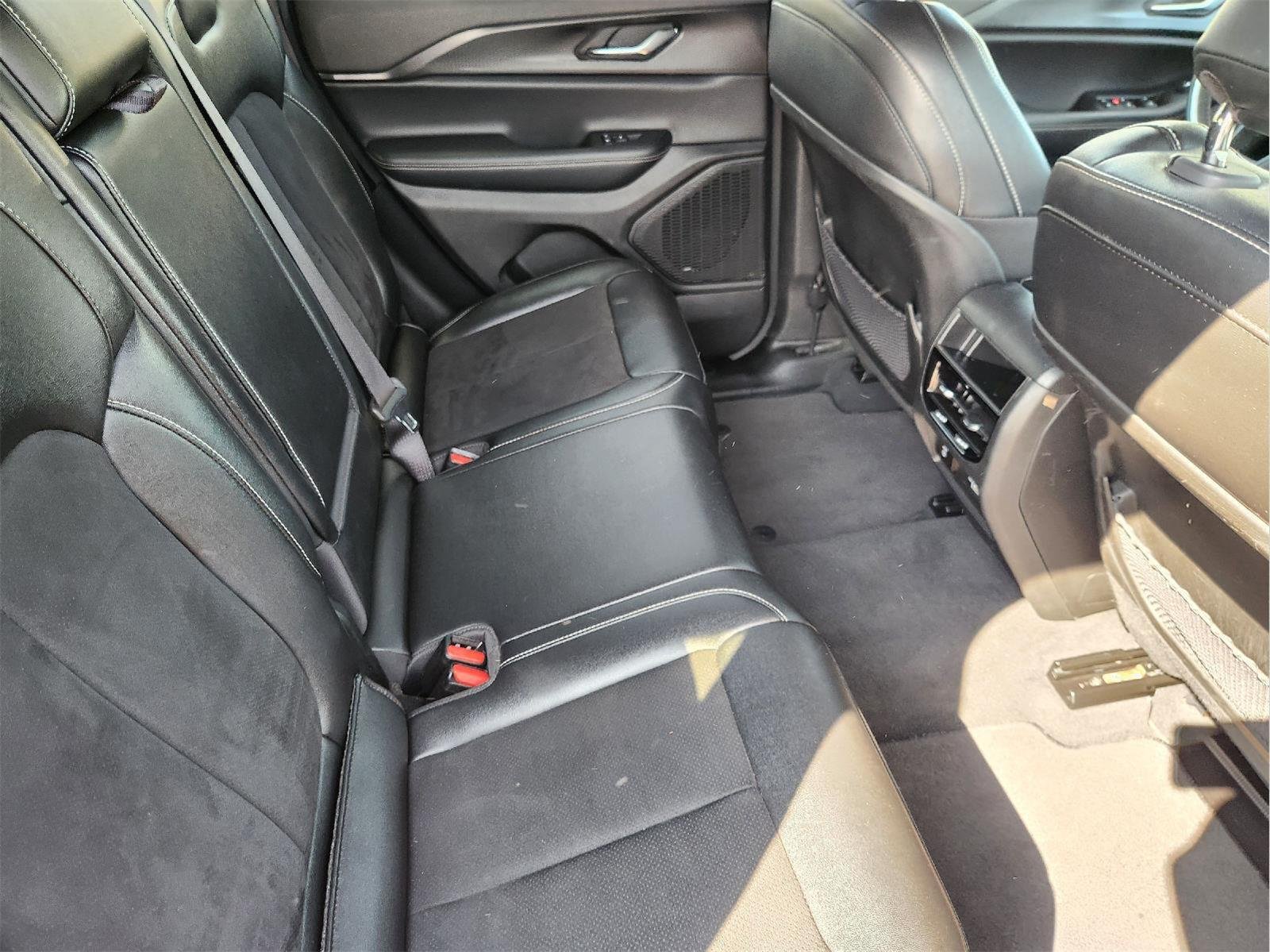 Used 2024 Velvet Red Pearlcoat Jeep Altitude image 32