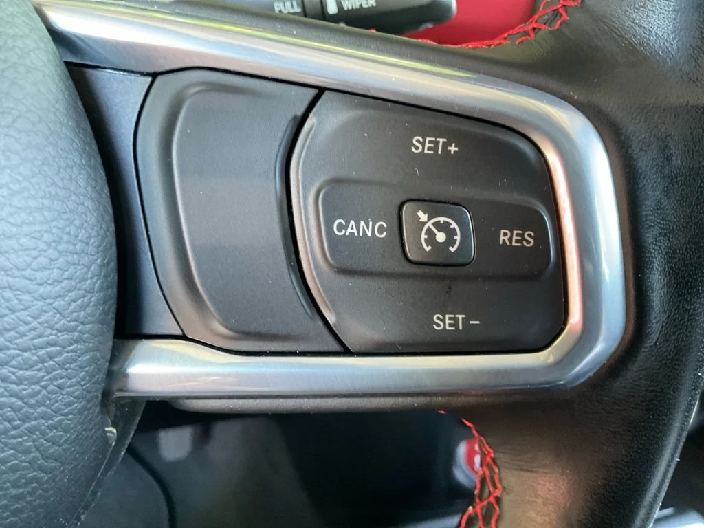 Used 2021 Silver Jeep Rubicon image 34
