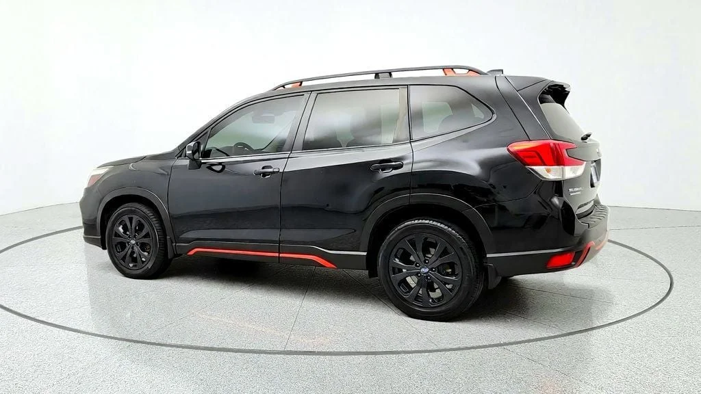 Used 2019 Crystal Black Silica Subaru 2.5i Sport image 7