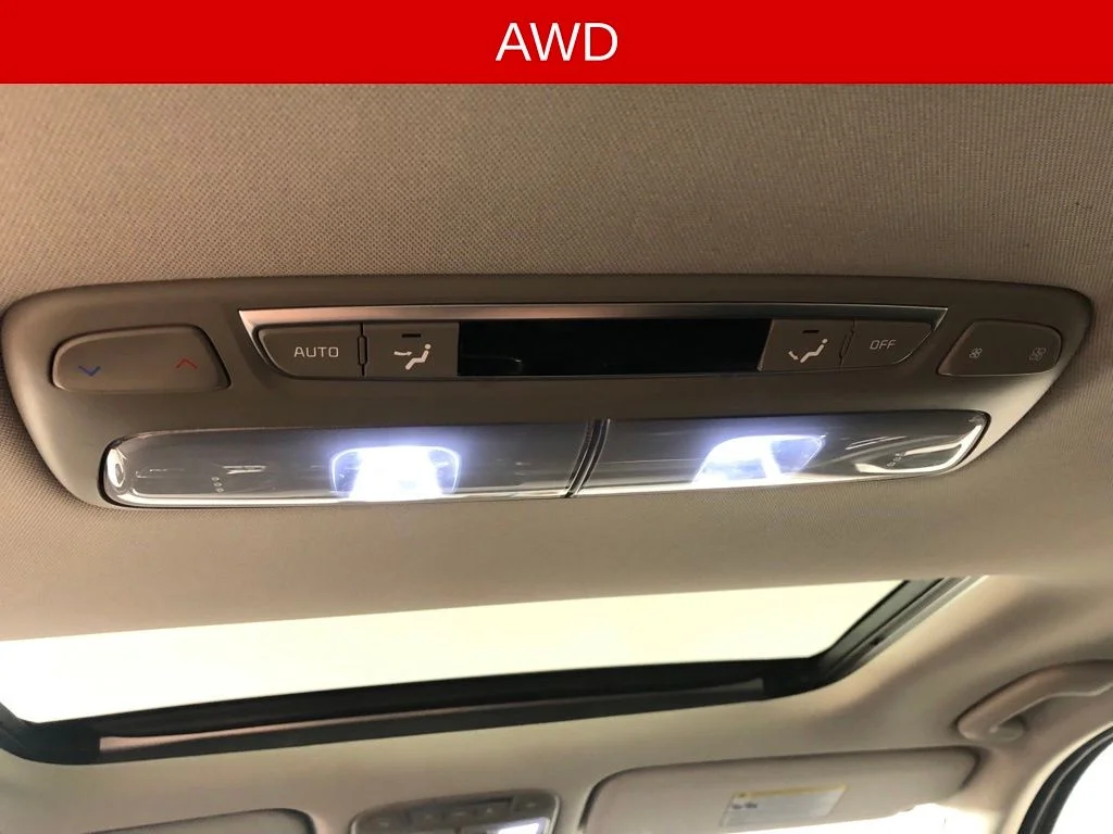 Used 2022 Black Kia EX image 16