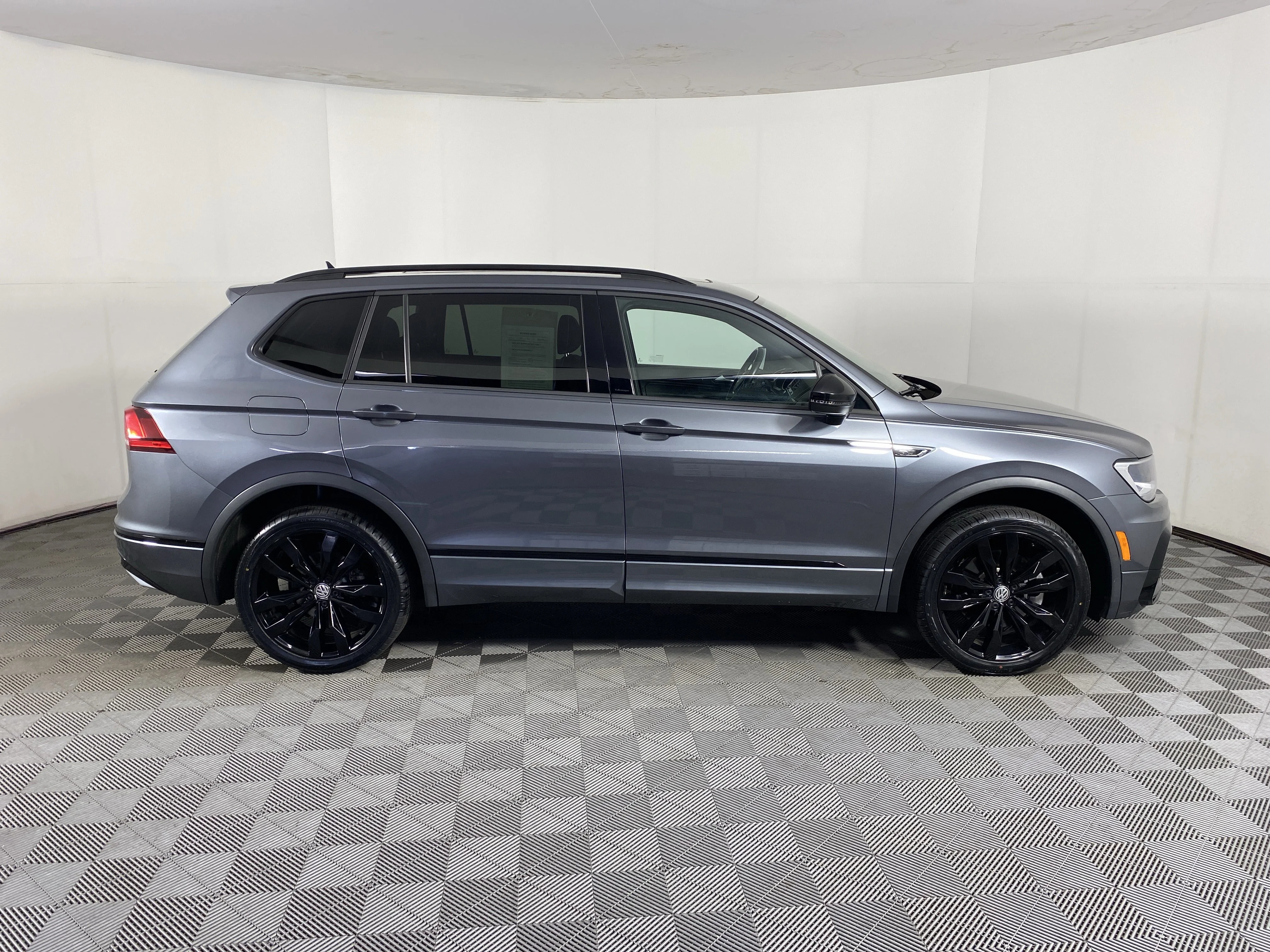 Used 2021 Platinum Gray Metallic Volkswagen SE R-Line Black image 7