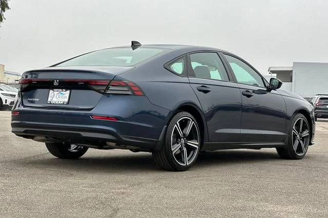 New 2026 Canyon River Blue Metallic Honda SE image 4