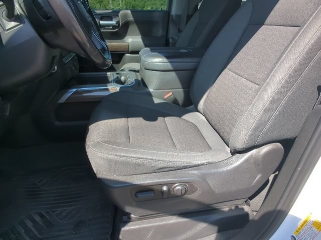 Used 2021 SUMMIT WHITE Chevrolet LT Trail Boss image 22