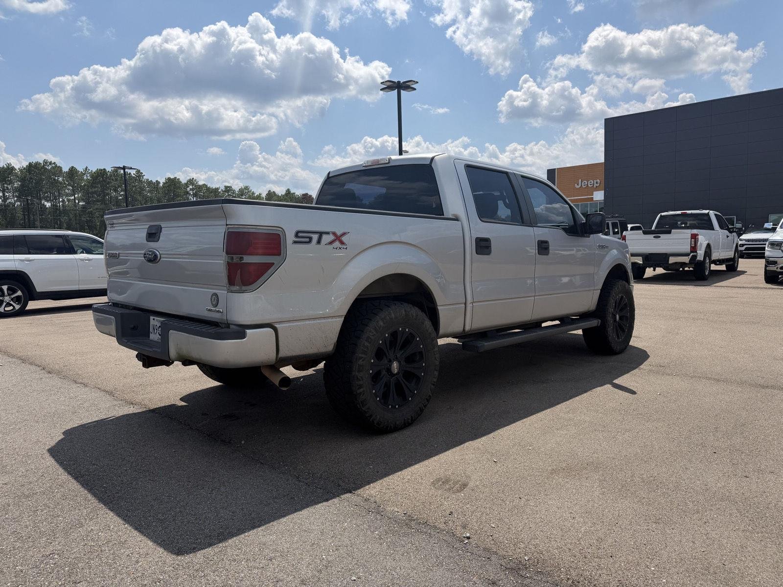 Used 2014 Ingot Silver Metallic Ford STX image 5