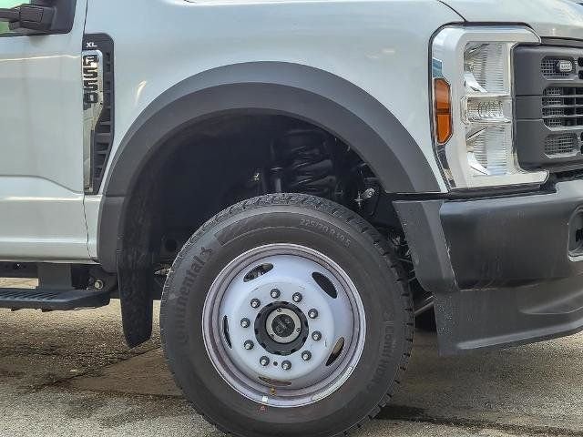 2024 Ford F-550 Super Duty Chassis Cab XL - Photo 19