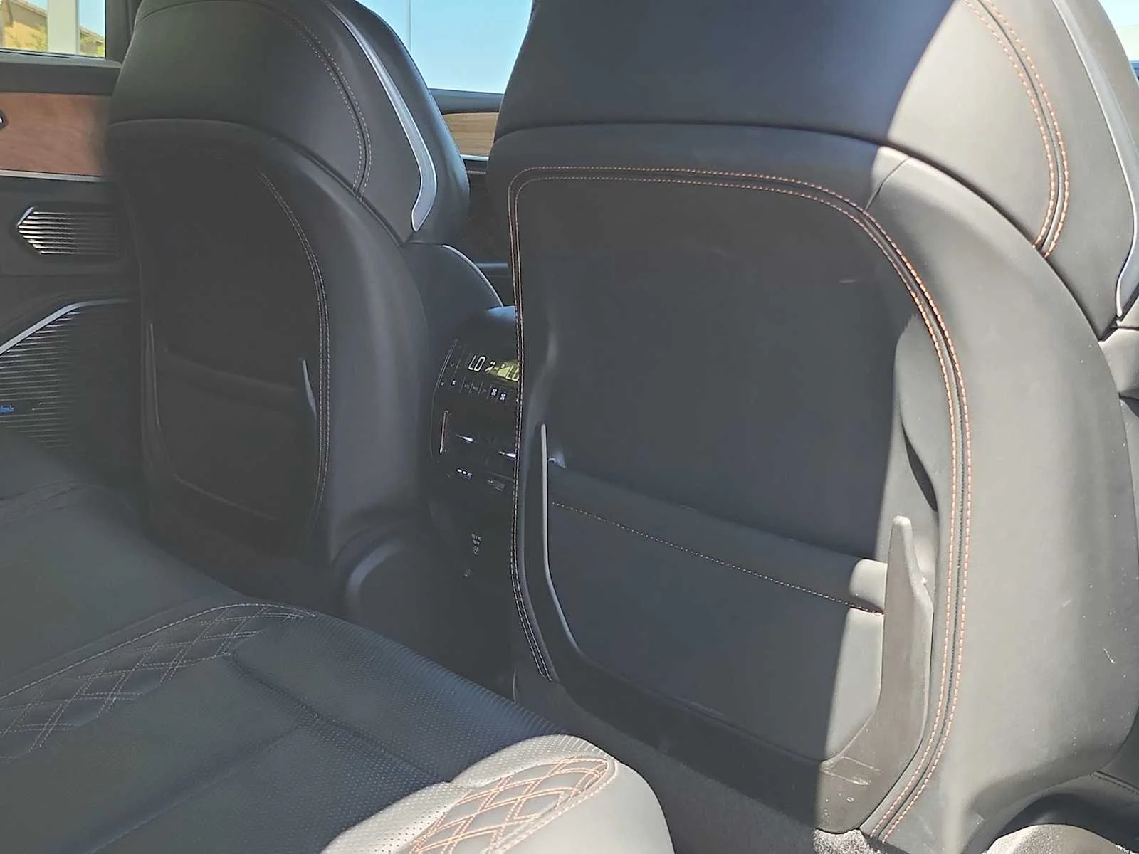 Used 2022 Bright White Clearcoat Jeep Summit Reserve image 16