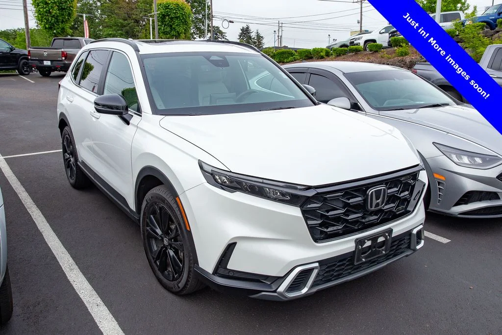 2024 Honda CR-V Hybrid Sport Touring AWD's photo