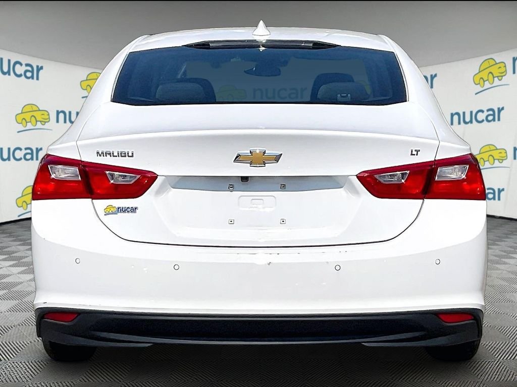 Used 2024 Summit White Chevrolet LT image 5