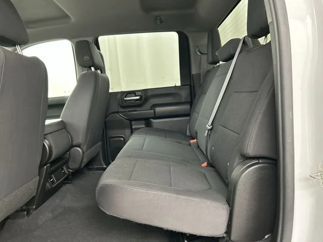 Used 2021 White Chevrolet Custom image 20