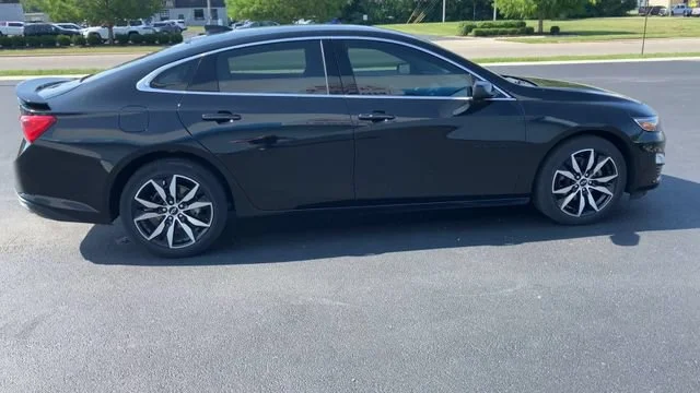 2022 Chevrolet Malibu RS - Photo 9